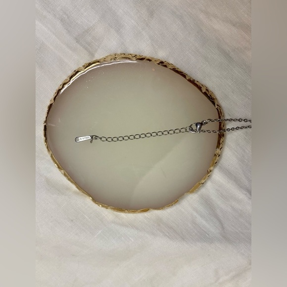 Dainty‎ engraved FLOWER Pendant | SILVER Stainless Steel Necklace - Picture 3 of 10